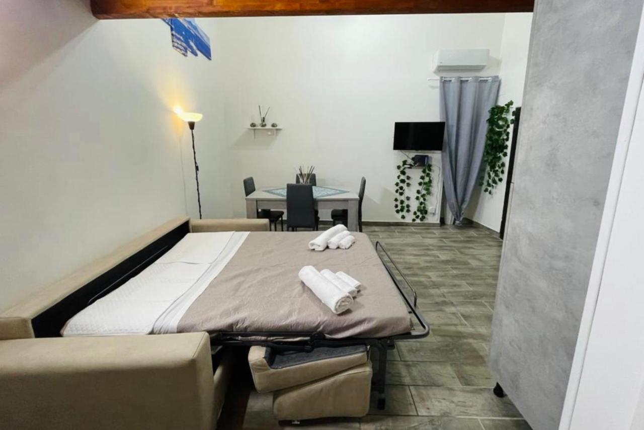 Qs House Apartment Наполи Екстериор снимка